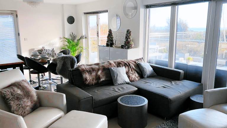 Holiday apartment with garden — photo 5