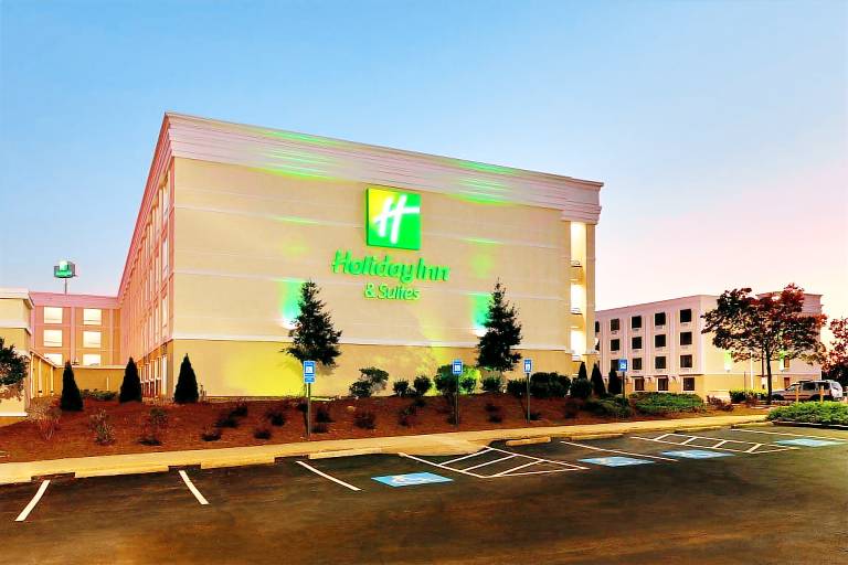 Holiday Inn & Suites Atlanta Airport North By IHG in College Park, GA