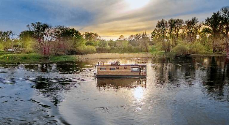 Houseboat Baranów Sandomierski