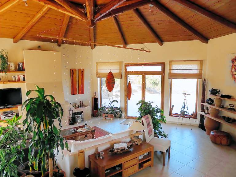 Vacation home with barbeque, yard & patio | Nature view | Perfect for remote work — photo 4