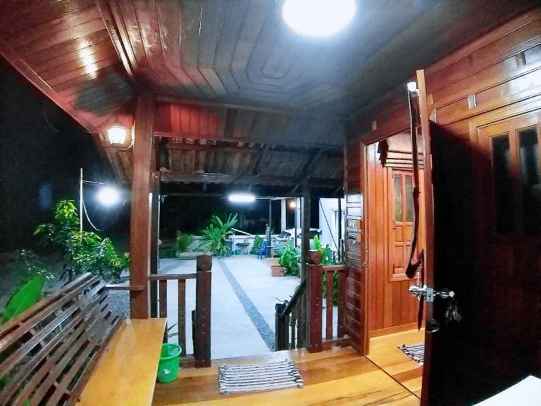 Bungalow | Perfect for remote work — photo 5