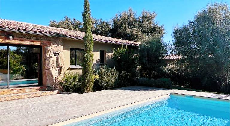 Villa with pool in Zonza
