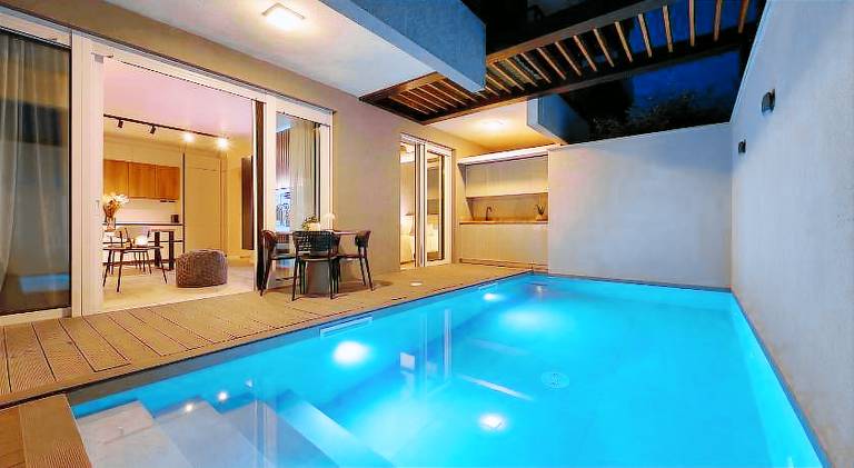 Luxury Apartment with Private heated pool - Znjan Beach ANGALA in Split