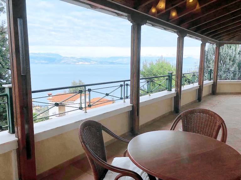 Private villa with sea side views and pool — photo 4