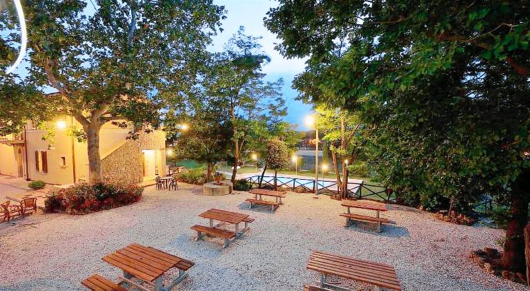 Serviced apartment with BBQ, terrace & garden | Pet-friendly — photo 4