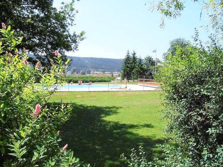 Chalet with heated pool — photo 3