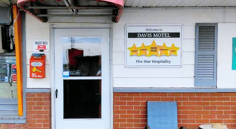 Davis Motel — photo 5