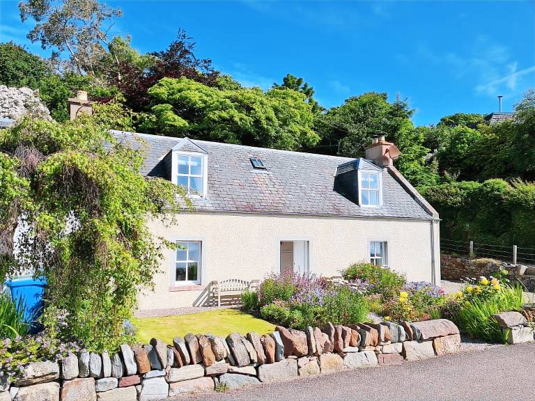 Cottage Fortrose