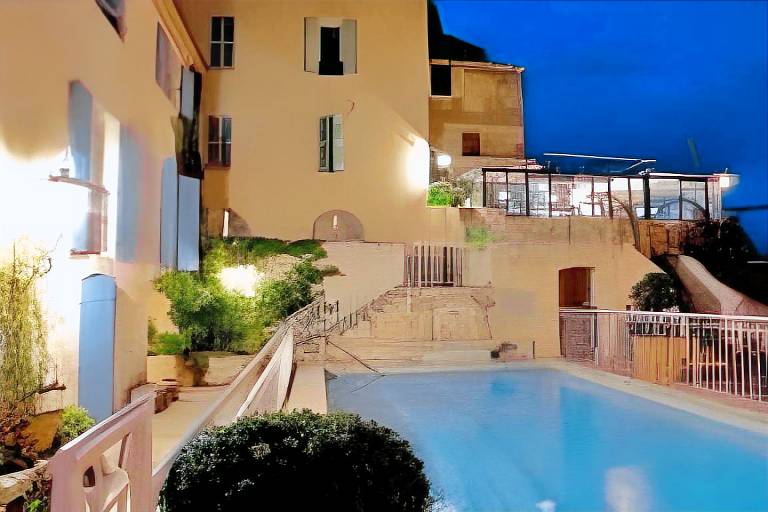 Maison Berard Hotel - Restaurant - Spa in La Cadiere-d'Azur