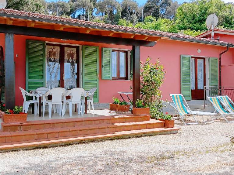 Ferienwohnung mit Hund in Capoliveri f&uuml;r max. 7 Personen