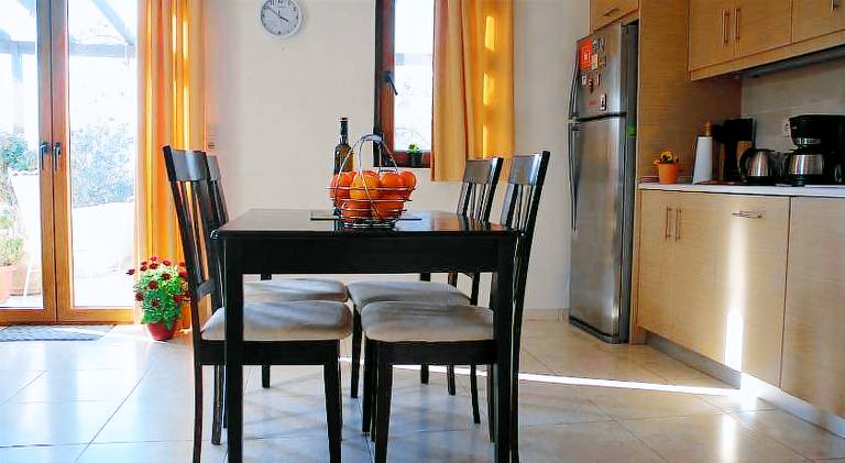Fully equipped villa with garden, patio & grill | Pet-friendly — photo 4