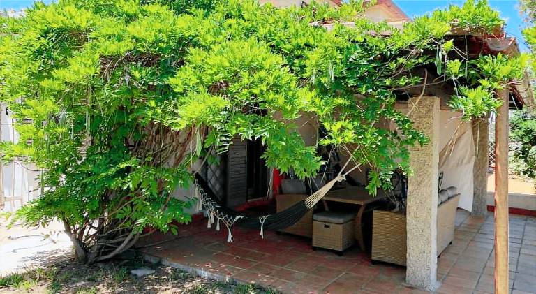 House | Beach nearby | Pets are welcome — photo 3
