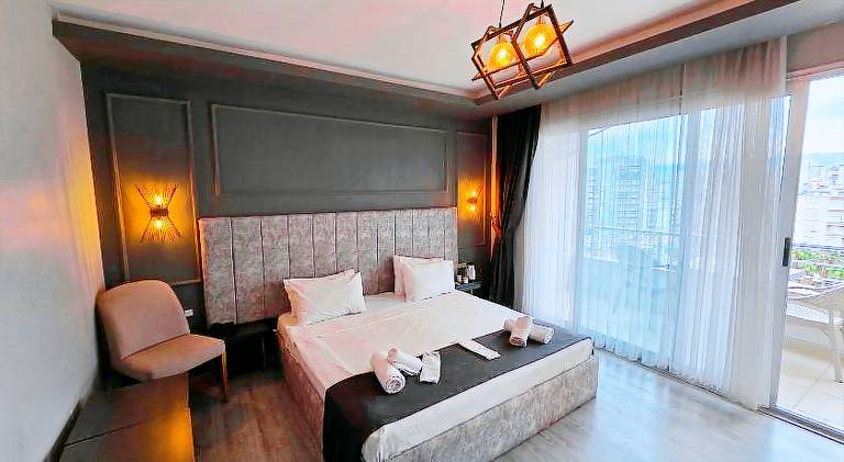 WeNirvana Suit Hotel — photo 2