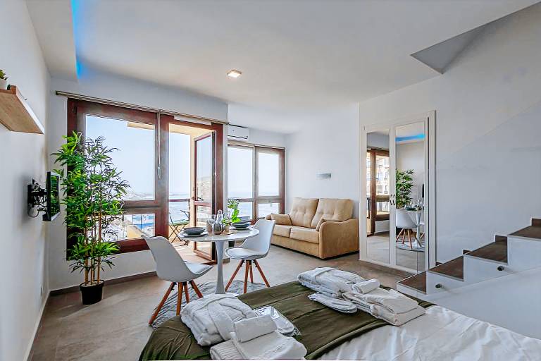 Family-oriented lovely studio with pool | Next to the beach | Dogs allowed — photo 4
