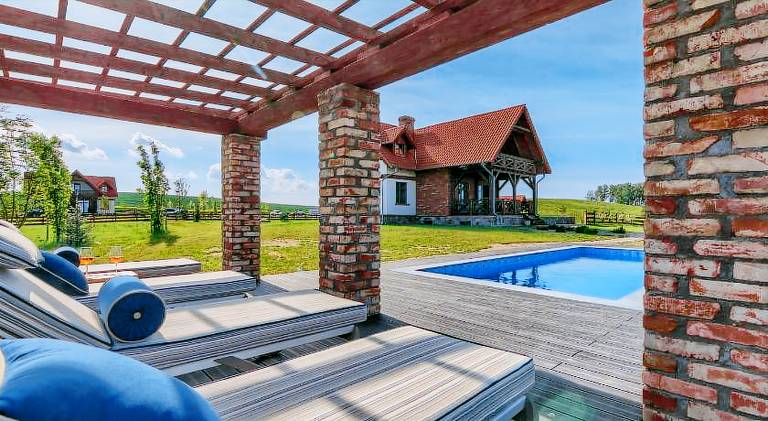 Villa with sauna, grill & yard — photo 2