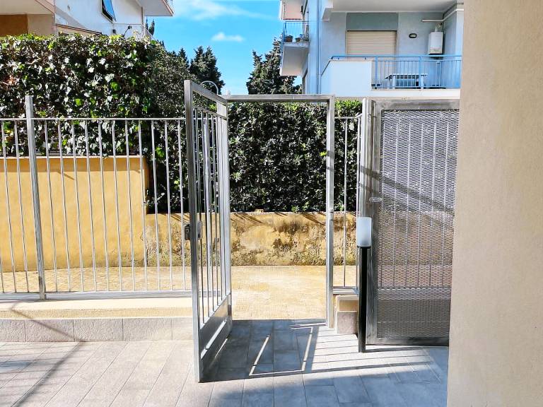 Children-friendly lovely apartment with yard | Close to the beach | Pet-friendly — photo 4