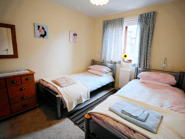 Holiday apartment with 3 rooms for 5 persons — photo 3