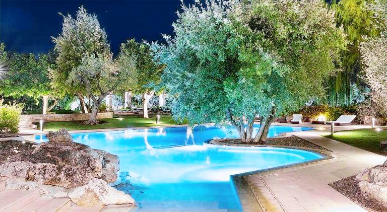 Lovely vacation home with pool, barbeque & jacuzzi | Pets allowed — photo 3