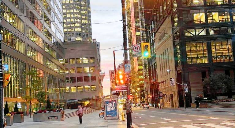 Central Downtown New Year Stay Self Checkin & Free Wifi