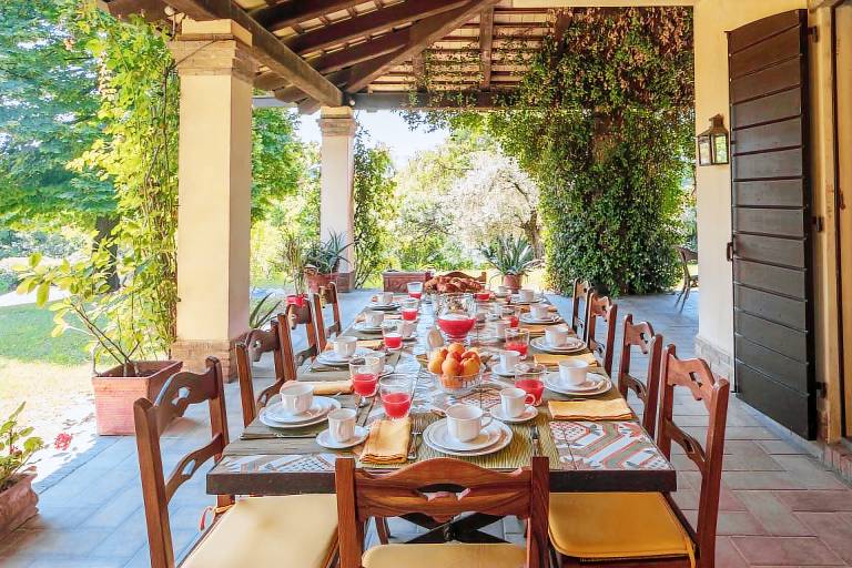 Children-friendly villa with private pool, yard & BBQ | Pool view | Dogs allowed — photo 3