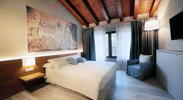 AGRITURISMO ACINATICO WINE RELAIS