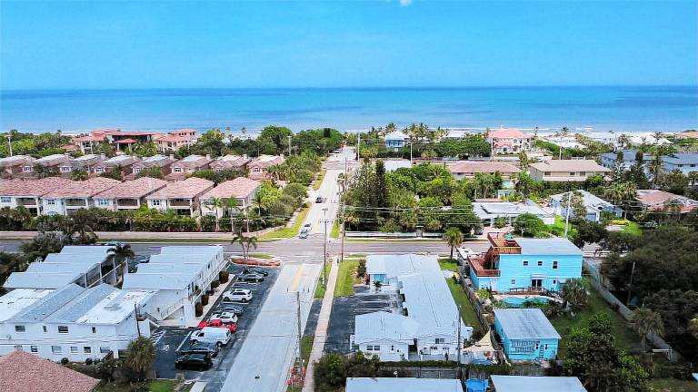 Serviced apartment with pool | Close to the beach | Pet-friendly — photo 3