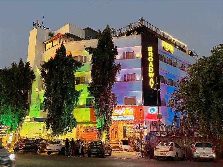 Hotel Broadway in Udaipur
