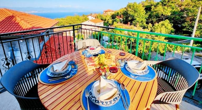 Rental apartment with 2 rooms for 4 persons — photo 3