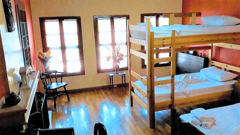 Vacation home with 3 rooms for 10 persons in Gjirokastër
