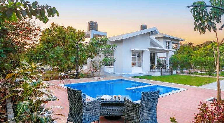 56 m&sup2; Villa