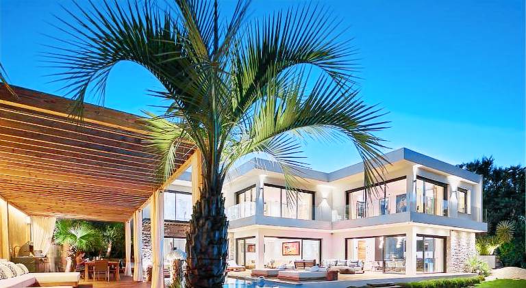 Villa with pool | Pet-friendly — photo 3