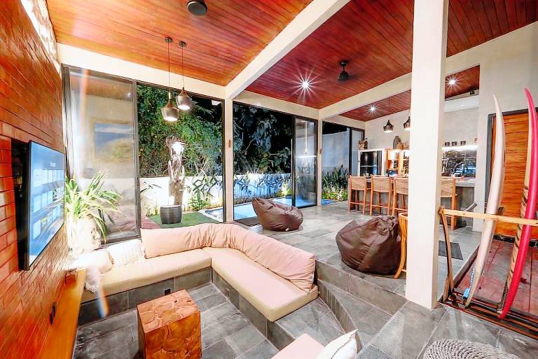 Luxury 4BR VILLA with Private Pool Padang Padang Beach in Pecatu