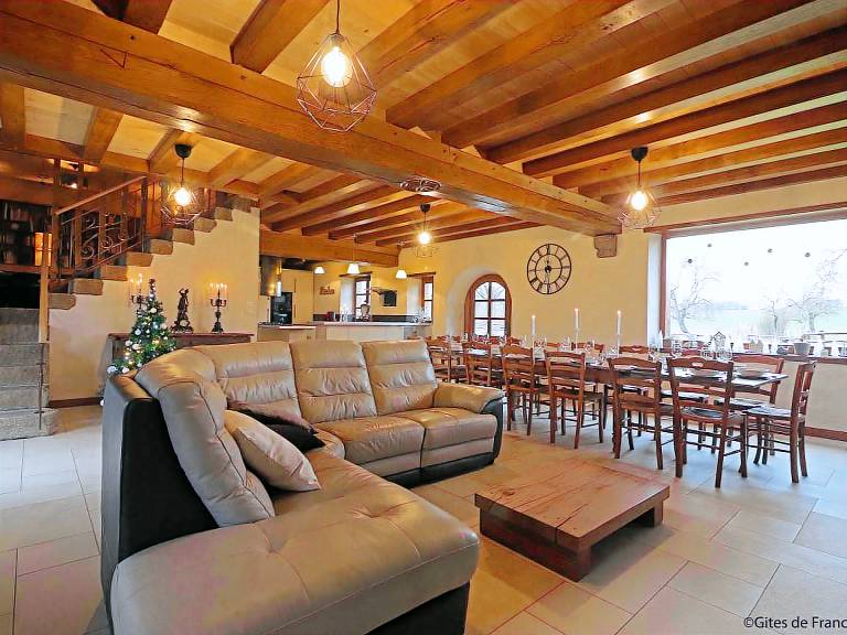 Authentic house by a pond with pets allowed, linens and cleaning included — photo 3