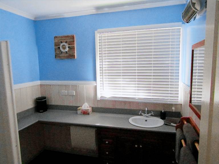Apartment  Strahan