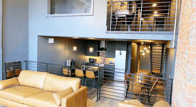 Ample rental apartment | Dogs allowed in Kent, IN