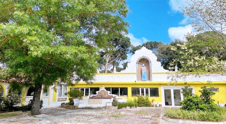 Wonderful house with yard, terrace & barbeque | Pets are welcome in Setubal