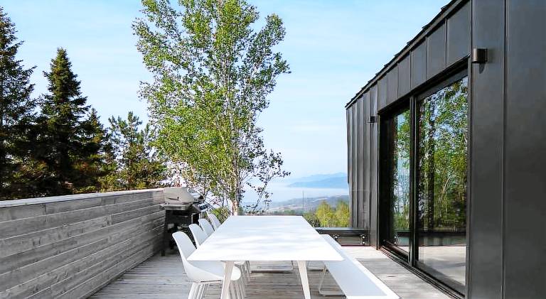 Pleasant chalet with sauna, hot tub & pool | Pet-friendly — photo 5