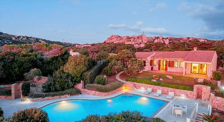 Nice villa with pool | Pets allowed — photo 2