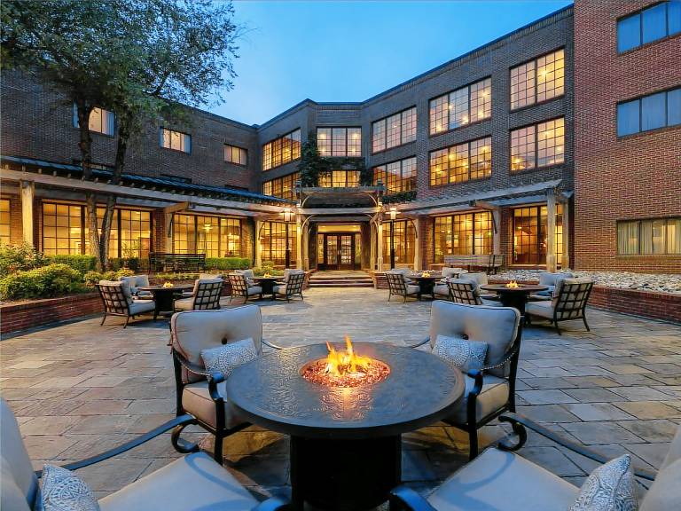 DoubleTree Suites by Hilton Hotel Charlotte-Southpark — photo 3