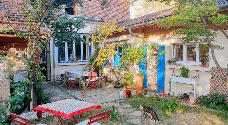 Le Clos du Moulin Dijon, charme et calme proche centre historique, la campagne a la ville in Chenove