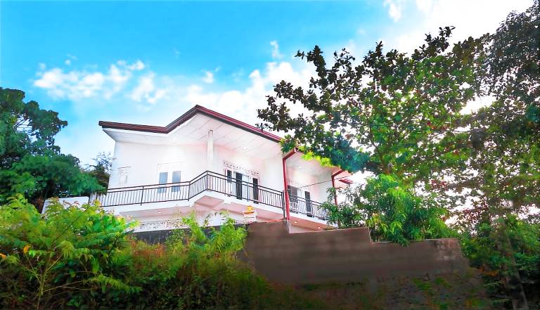Bed & Breakfast Uggalbada East