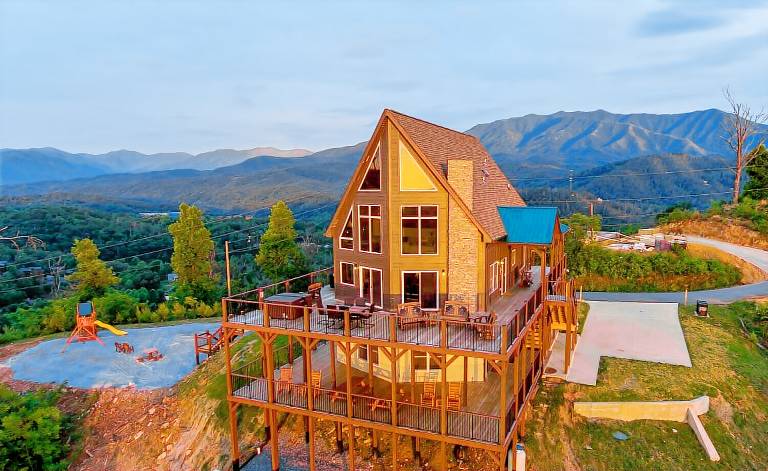 Cabin  Gatlinburg