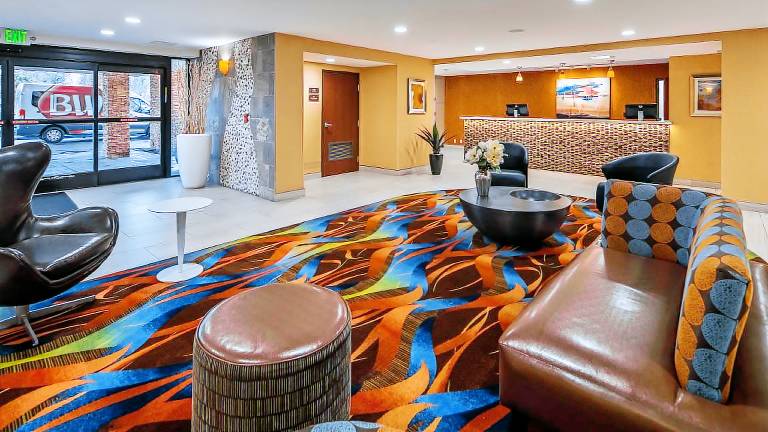 Best Western Plus Fresno Airport Hotel — photo 3