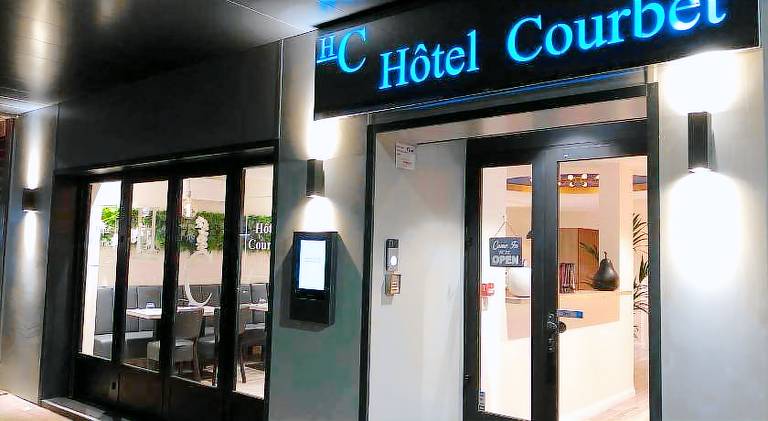 Hotel Courbet — photo 3
