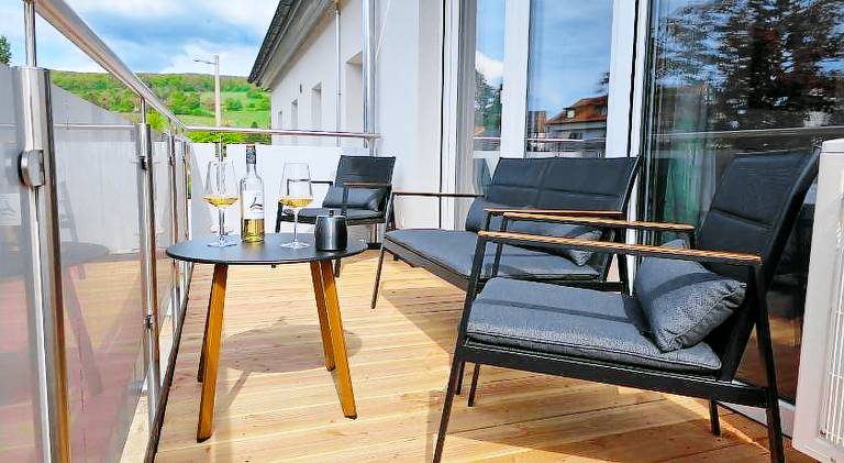 Holiday apartment with patio — photo 4