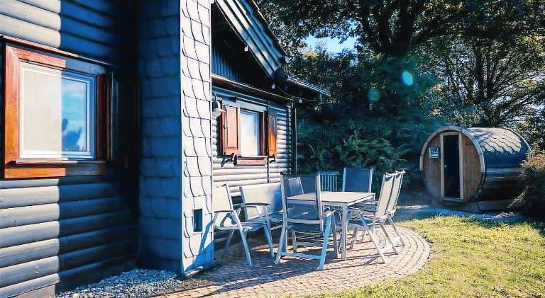 Chalet with 1 room for 4 persons — photo 2