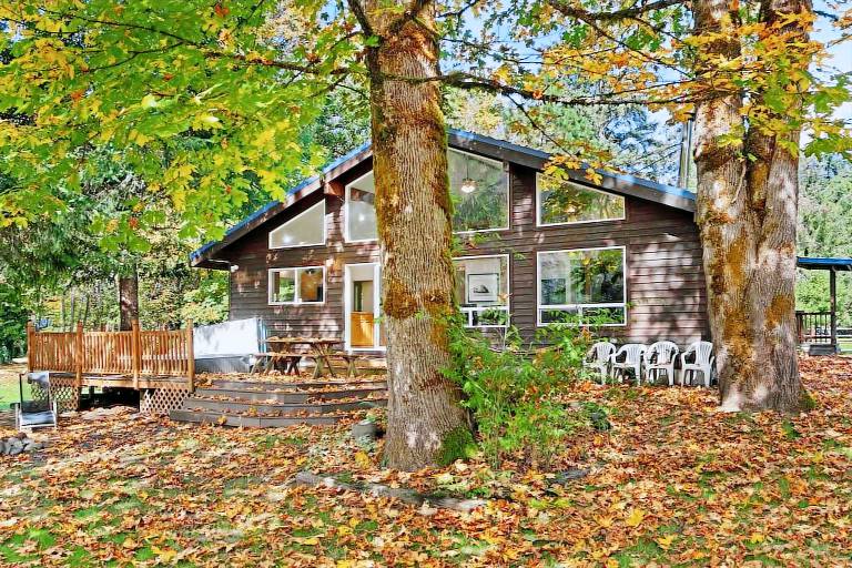 Cabin  Baring