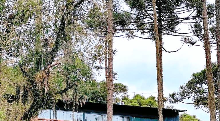 Wonderful lodge with garden & hot tub | Pets allowed in Urubici