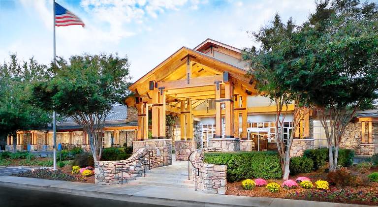 Crowne Plaza Resort Asheville By IHG — photo 4