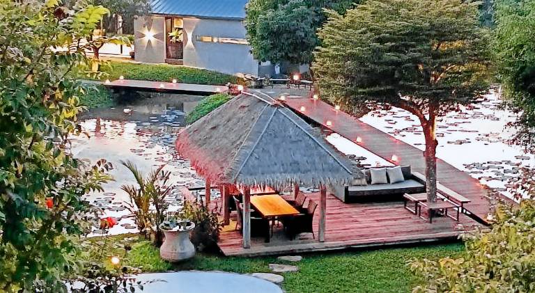 Vacation home with terrace, pool & yard | Water view | Good for workation — photo 5
